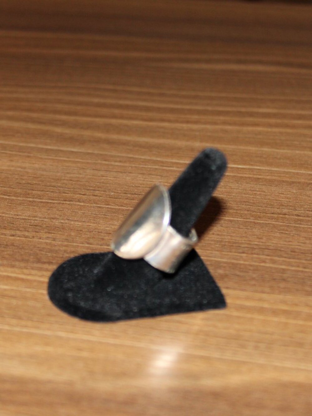 Sterling Silver Oval Dome Statement Ring Size 8 - Picture 5 of 7